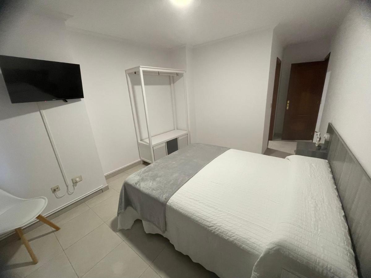 Apartamentos Demar Luis Casais O Grove Kültér fotó
