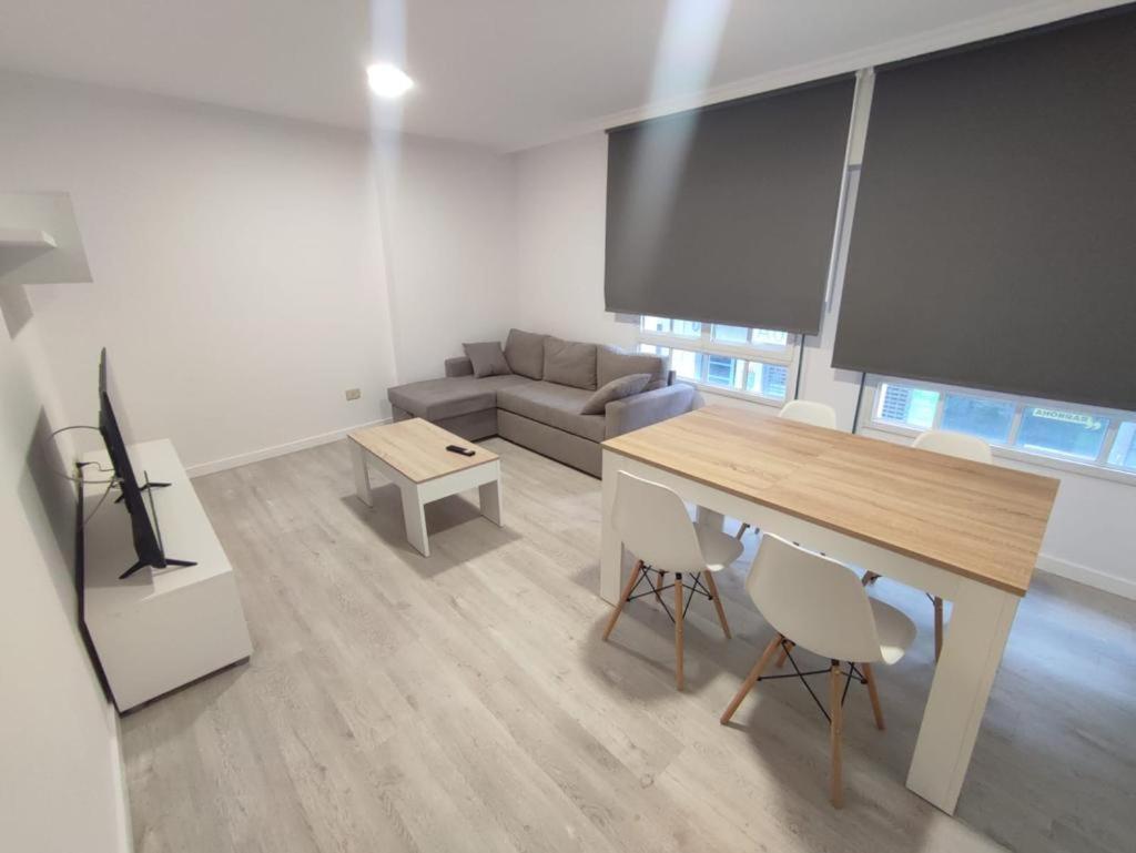 Apartamentos Demar Luis Casais O Grove Szoba fotó