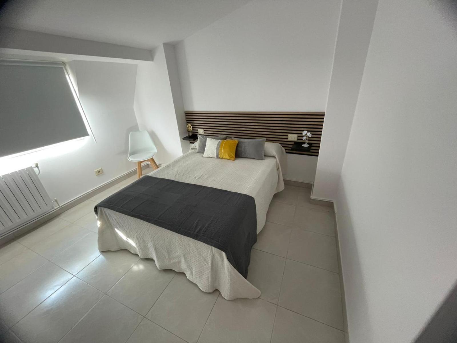 Apartamentos Demar Luis Casais O Grove Szoba fotó