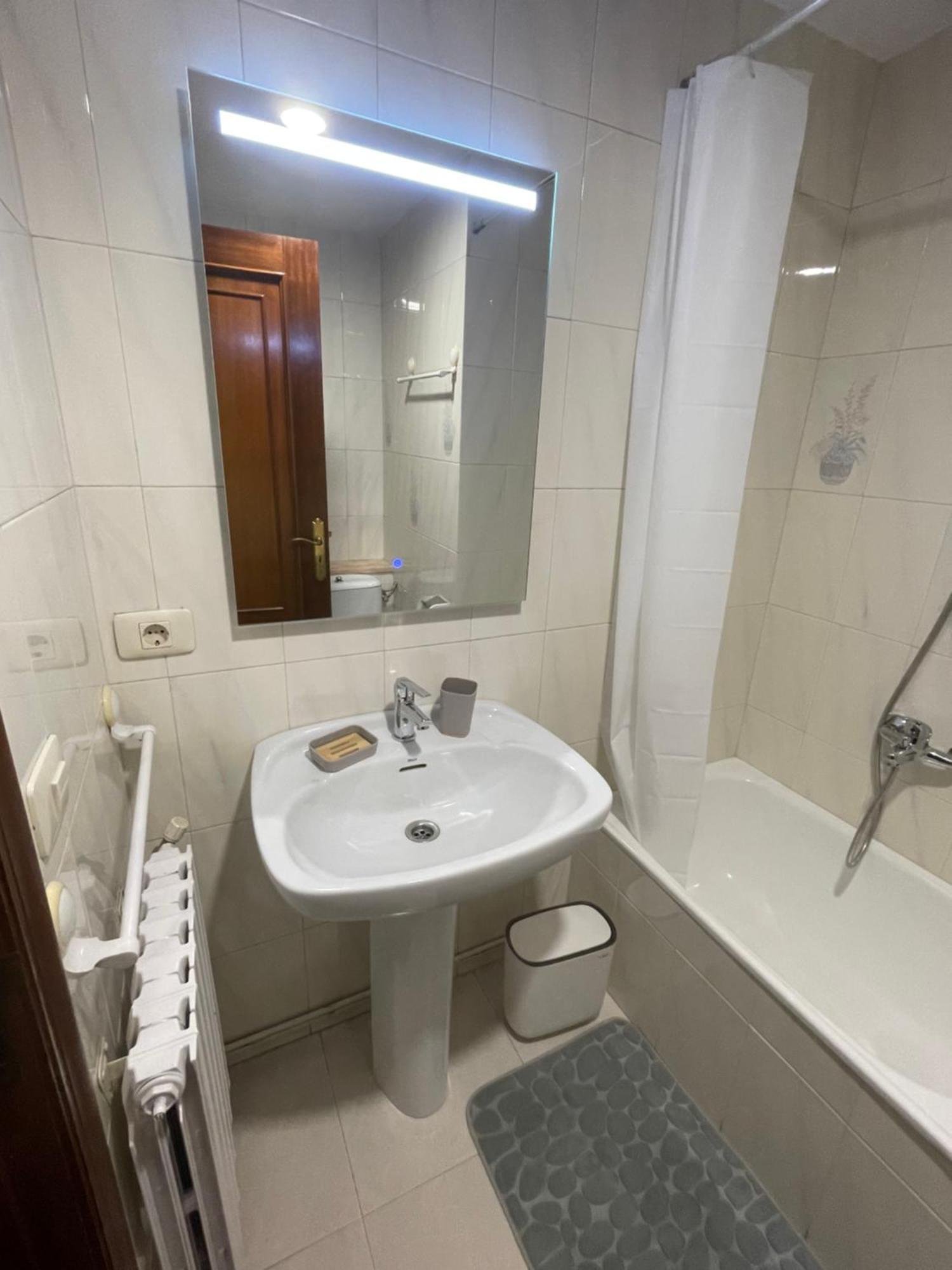 Apartamentos Demar Luis Casais O Grove Szoba fotó