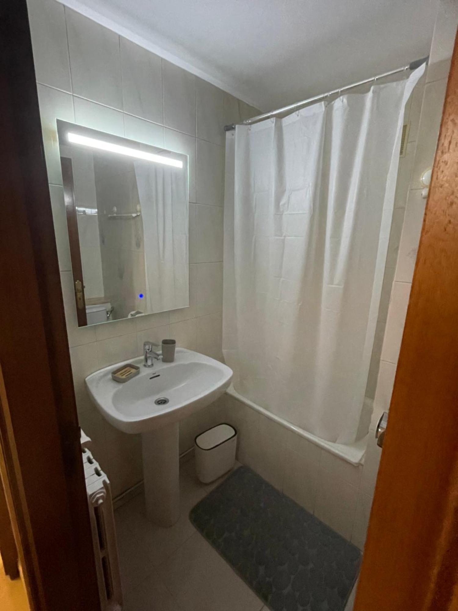 Apartamentos Demar Luis Casais O Grove Szoba fotó